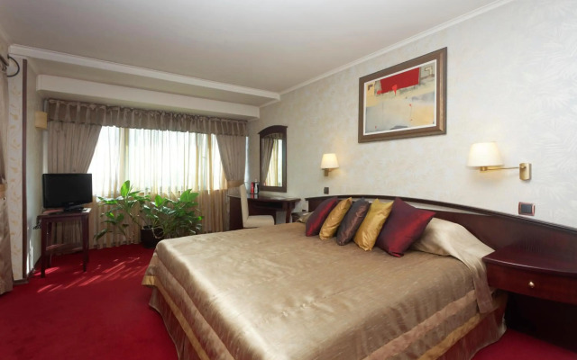 Hotel Capitol