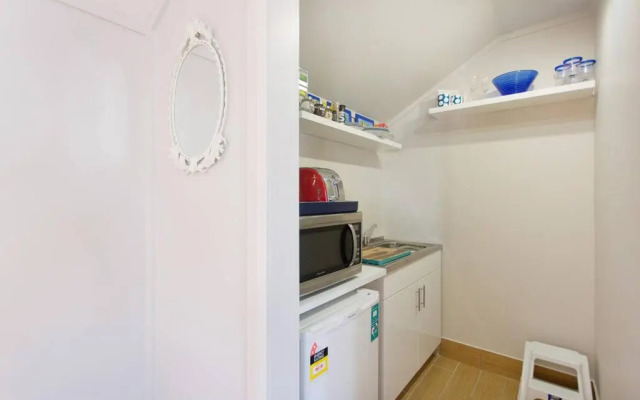 Fremantle Local Beach Studio