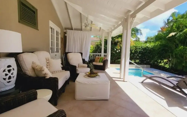 Villa Vuemont - Peaceful 3 Bedroom Villa With Pool
