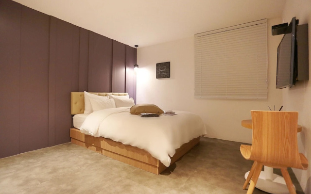 Hotel Yaja Hwajeong Station