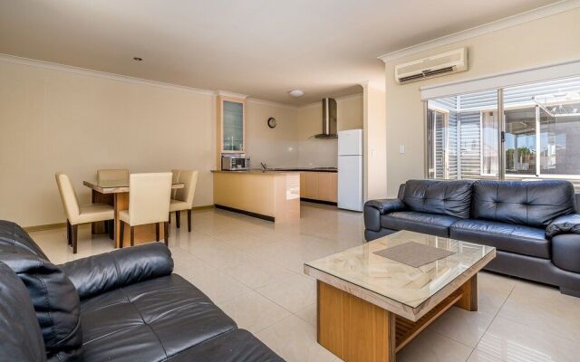 Seafront Unit 60