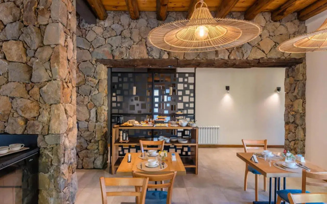 Vita Small Hotel