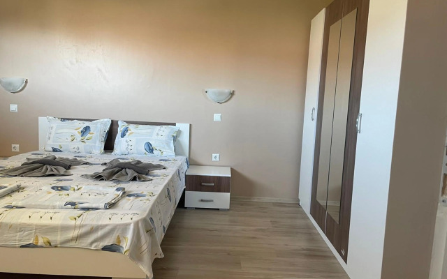 Cozy 1BD Apartment with a Lovely Sea View