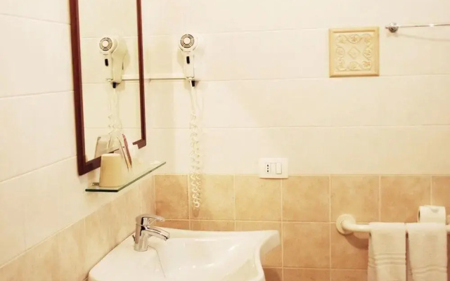 Greta Rooms Hotel