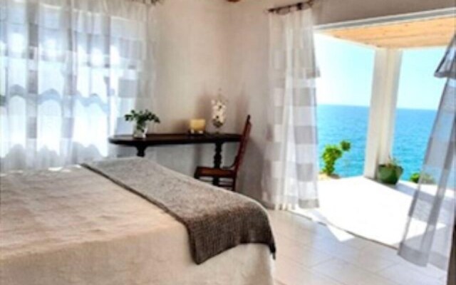 Blue Love Point by Eleuthera Vacation Rentals