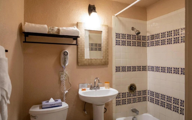 The Historic Taos Inn