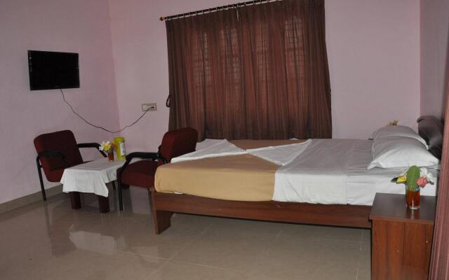 KSTDC Hotel Mayura Gaganachukki