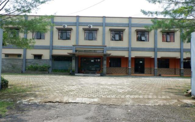 SPOT ON 2559 Hotel Handayani Syariah