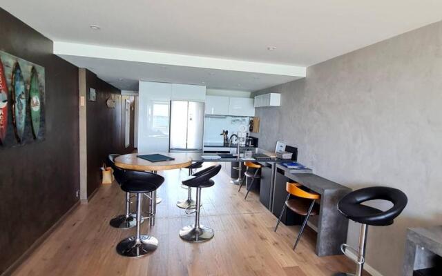 Appartement Le Brusc, 2 pièces, 4 personnes - FR-1-316-258