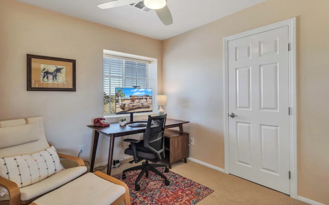 Western Oasis Corral