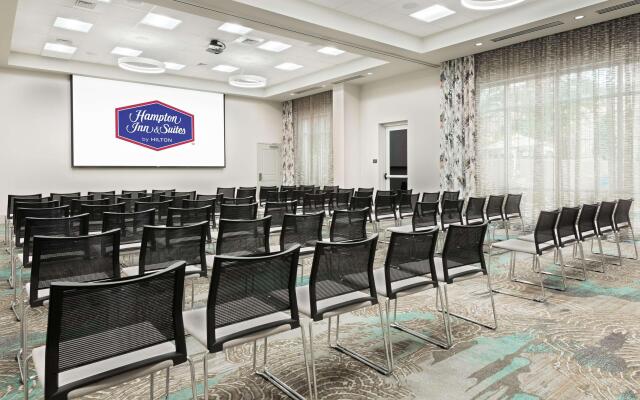 Hampton Inn & Suites Atlanta Buckhead Place