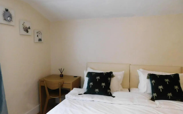 Entire 4 bedroom Terrace house in London