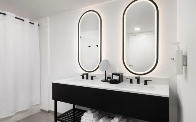 Embassy Suites By Hilton Chattanooga Downtown