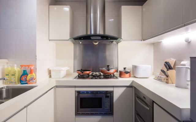 Locals Boutique Apartment Huafa Plaza 38