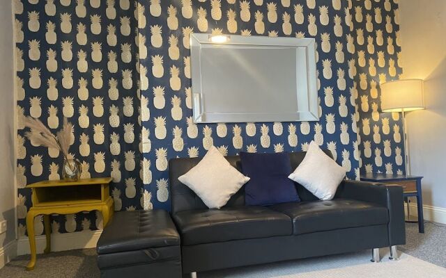 Alexander Apartments Saltwell Park