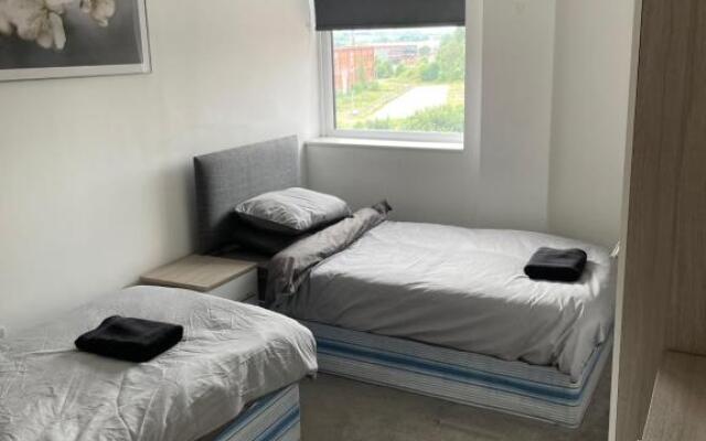 #0611 Two bedroom serviced apartment - free parking