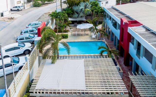 Quiet Cozy Central Close to the Beach Pool