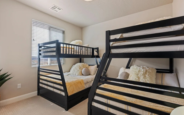 Crown Point 4 Bedroom Home