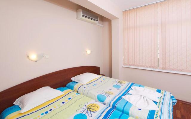 Red House Guest House