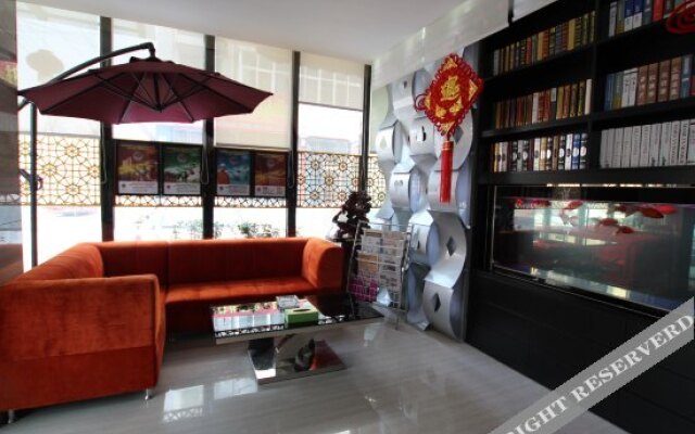 Buttonwood Fashion Hotel