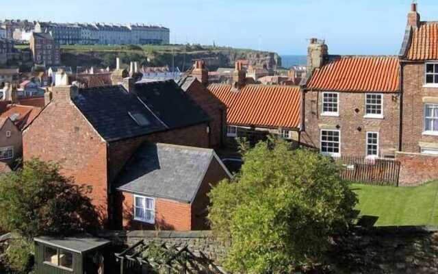 Demeter Holiday Cottage