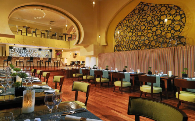Helnan Dreamland Hotel & Conference Center