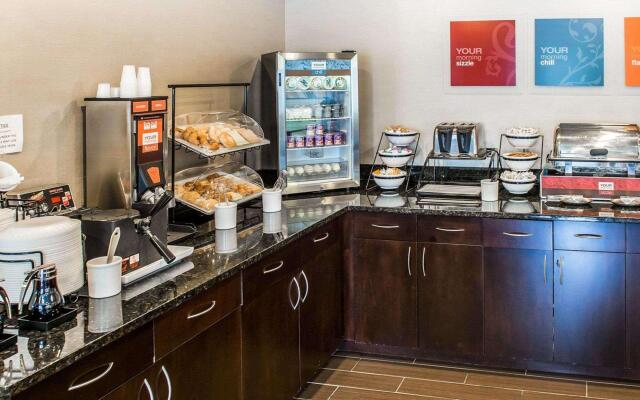 Comfort Inn & Suites Butler