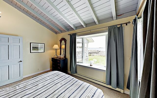 47 South Beach Rd Home