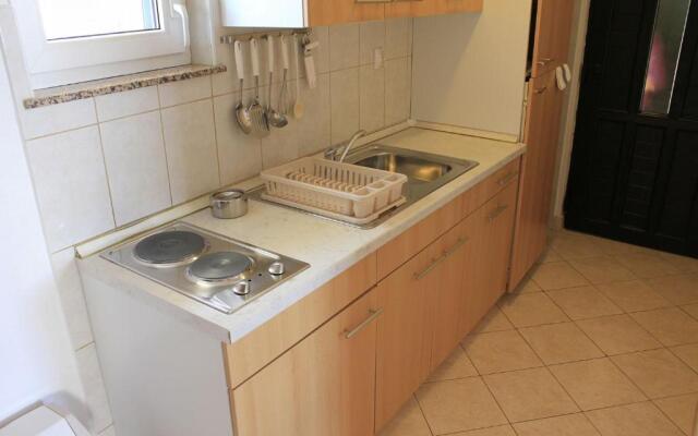 Apartments Zdenka-10m from beach