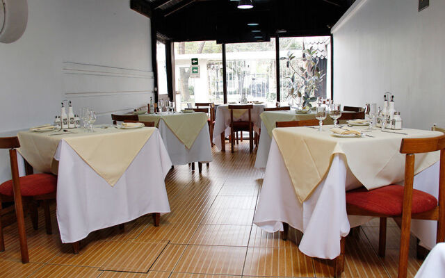 HL Hotel Low Cost