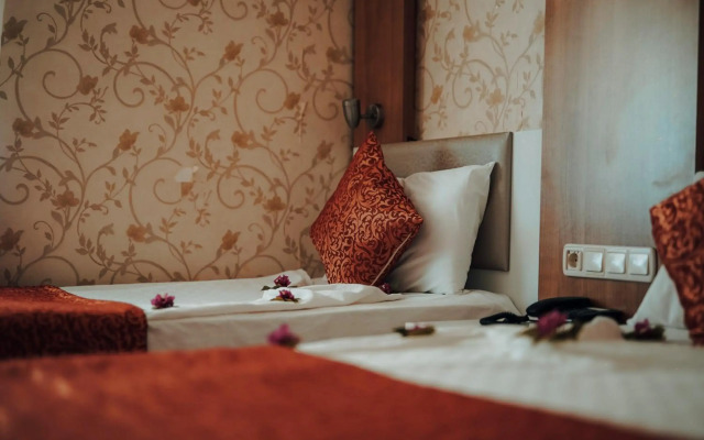 Aleria Belport Beach Hotel
