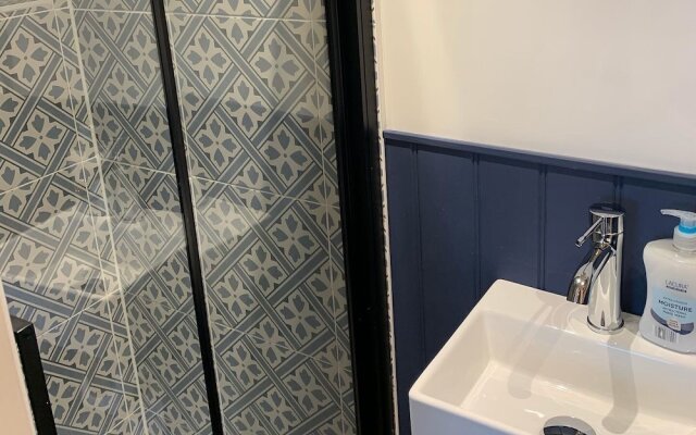 Comfortable En-Suite Room