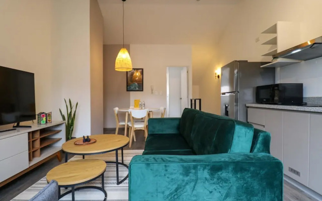 w Stunpedous 2BR w Perfect Balcony in Cusco