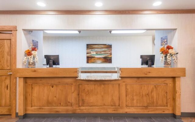 Days Inn & Suites Bozeman