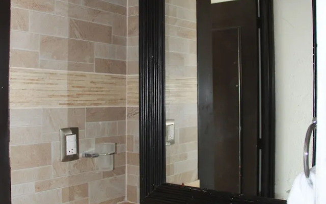 Suites Brisas Cancun