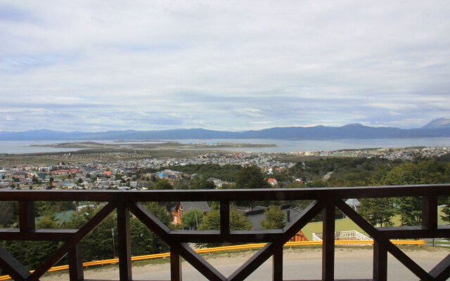 Altos Ushuaia Hotel & Resto