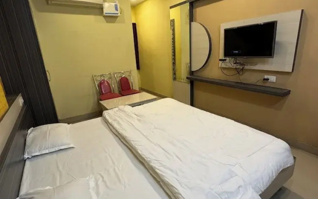 Hotel Asha Pride