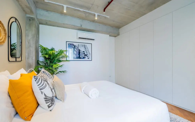 Spacious 2BR in Plaza Herrera