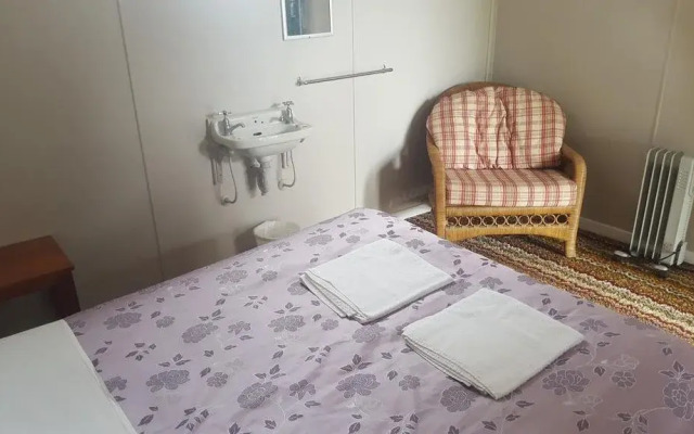 Tingle All Over Budget Accommodation