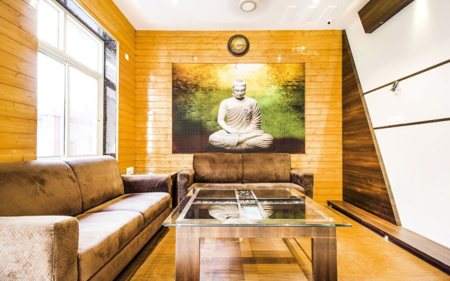 FabHotel Rosewood Inn