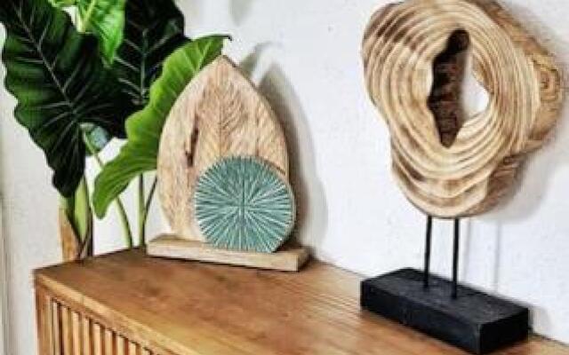 #New#Terrasse Sud Ouest#Pied De La Cité #1