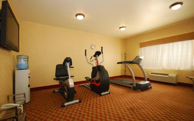 Best Western Henrietta Inn & Suites