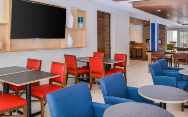 Holiday Inn Express Alliance by IHG