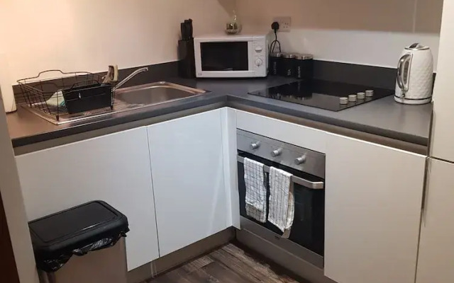 Stunning 1-bed Apartment in Brierley Hill
