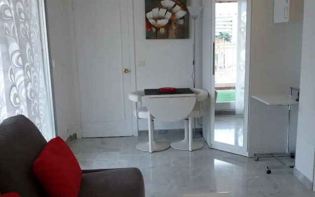 Marie Antoinette Studio