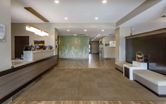 MainStay Suites Bowling Green North