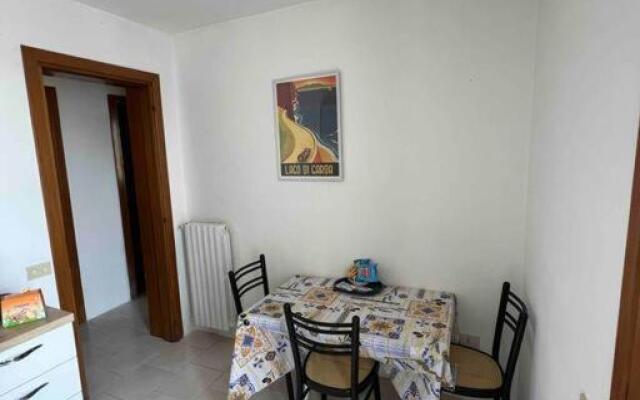 Entire home/flat 5min from Lake Garda