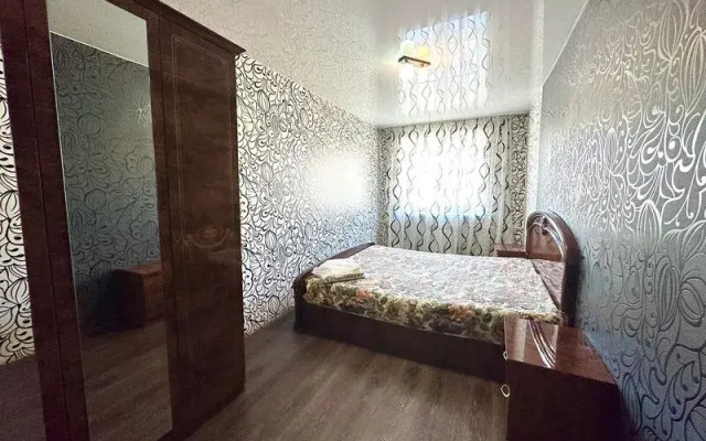 Левый Берег на ул. Сурикова, д. 36