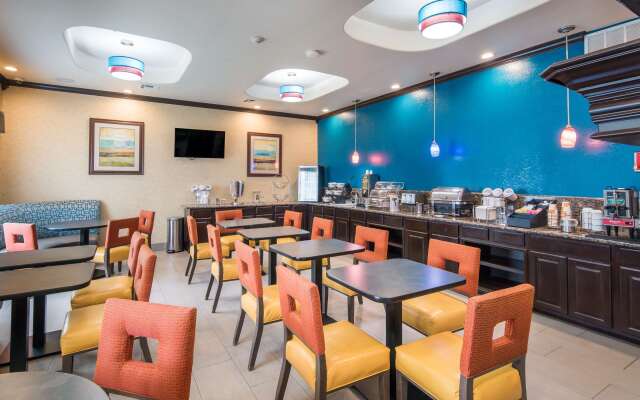 Clarion Inn & Suites Weatherford South