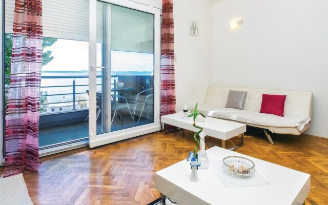 Nice Home in Jesenice With Wifi and 2 Bedrooms